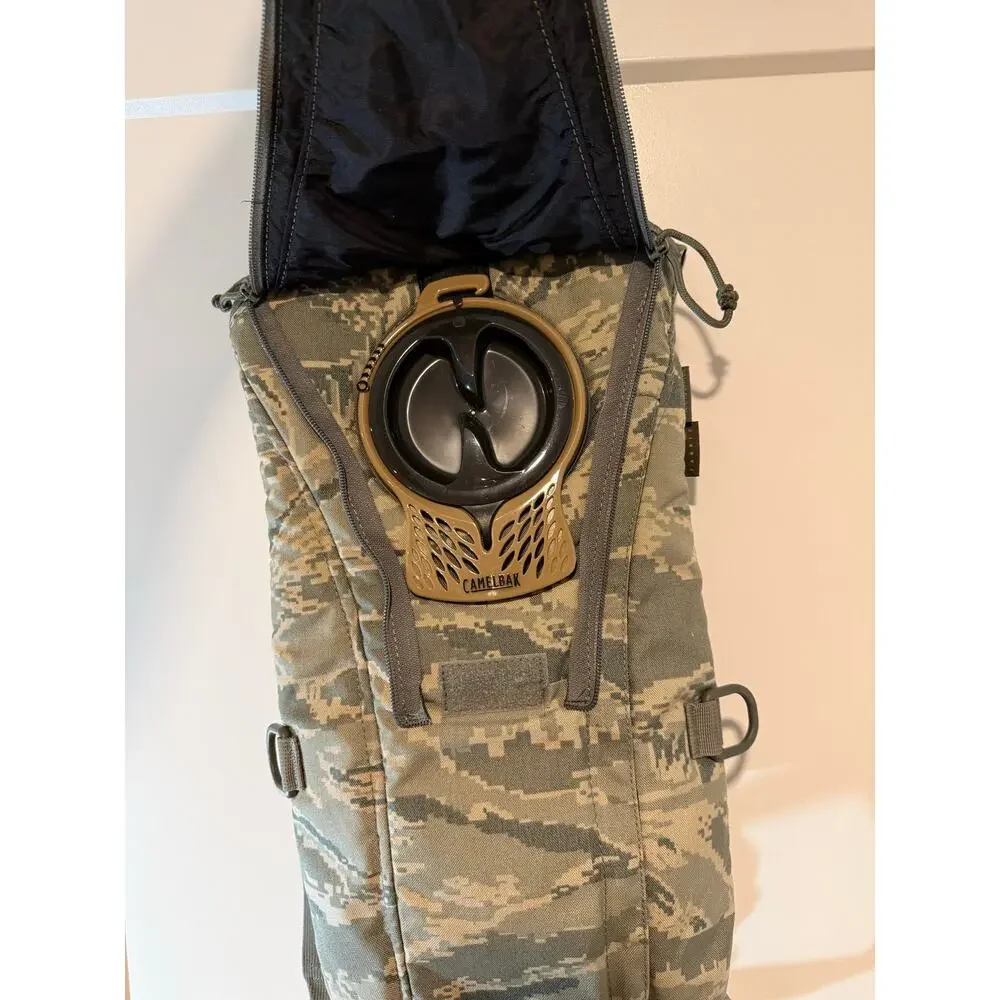 CamelBak ThermoBak 3L Military Camo Outdoor Hiking Hunting Hydration Pack.